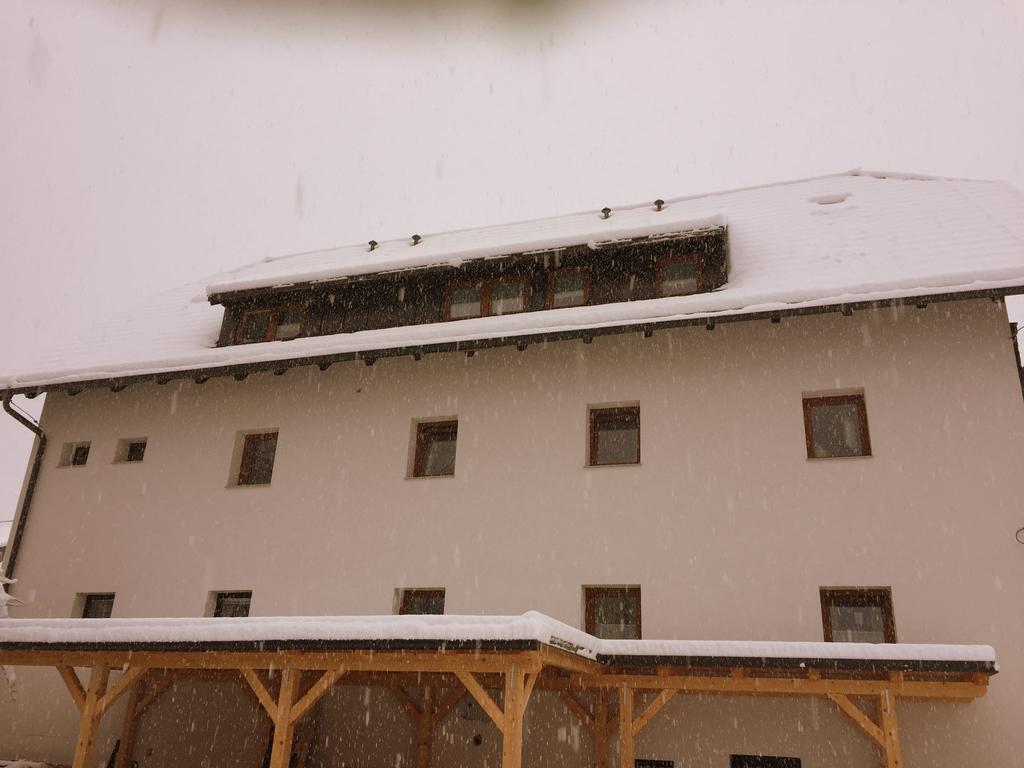 Apartmaji In Sobe Tina Kranjska Gora Exteriér fotografie